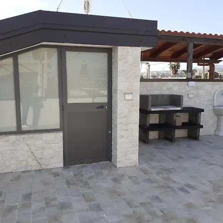 Lägenhet Casa Cristina Tra Etna E Mare Riposto