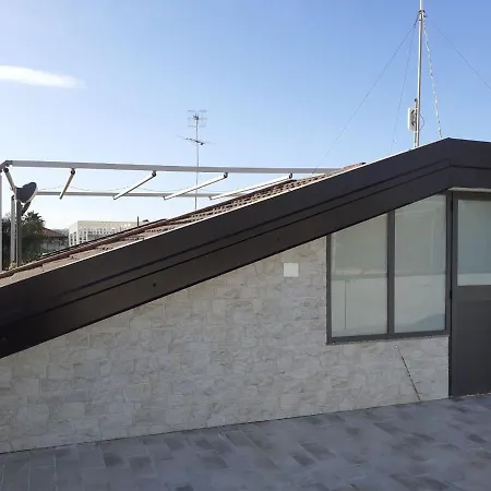 Lägenhet Casa Cristina Tra Etna E Mare Riposto