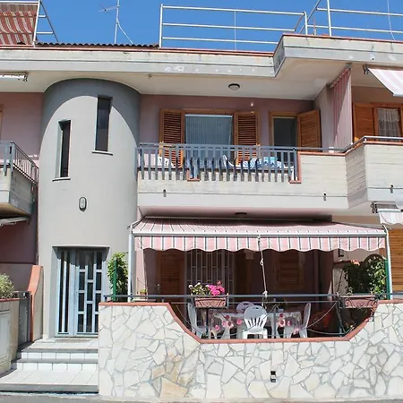 Casa Cristina Tra Etna E Mare Lägenhet *