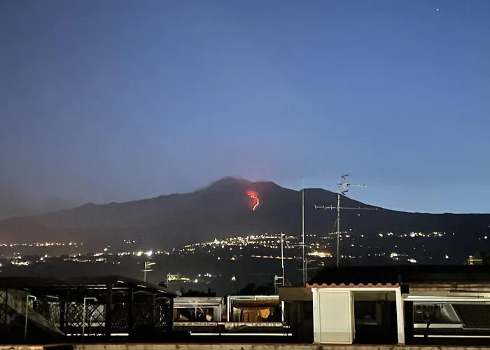 Casa Cristina Tra Etna E Mare 里波斯托