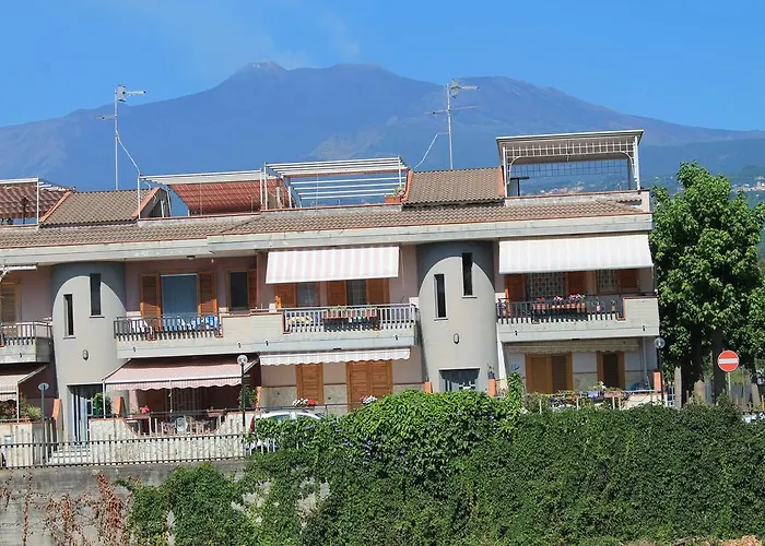 Casa Cristina Tra Etna E Mare 公寓